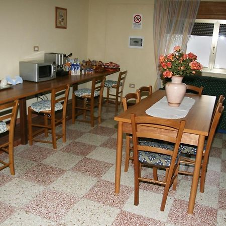 Salento Al Mare Bed & Breakfast Тавиано Екстериор снимка