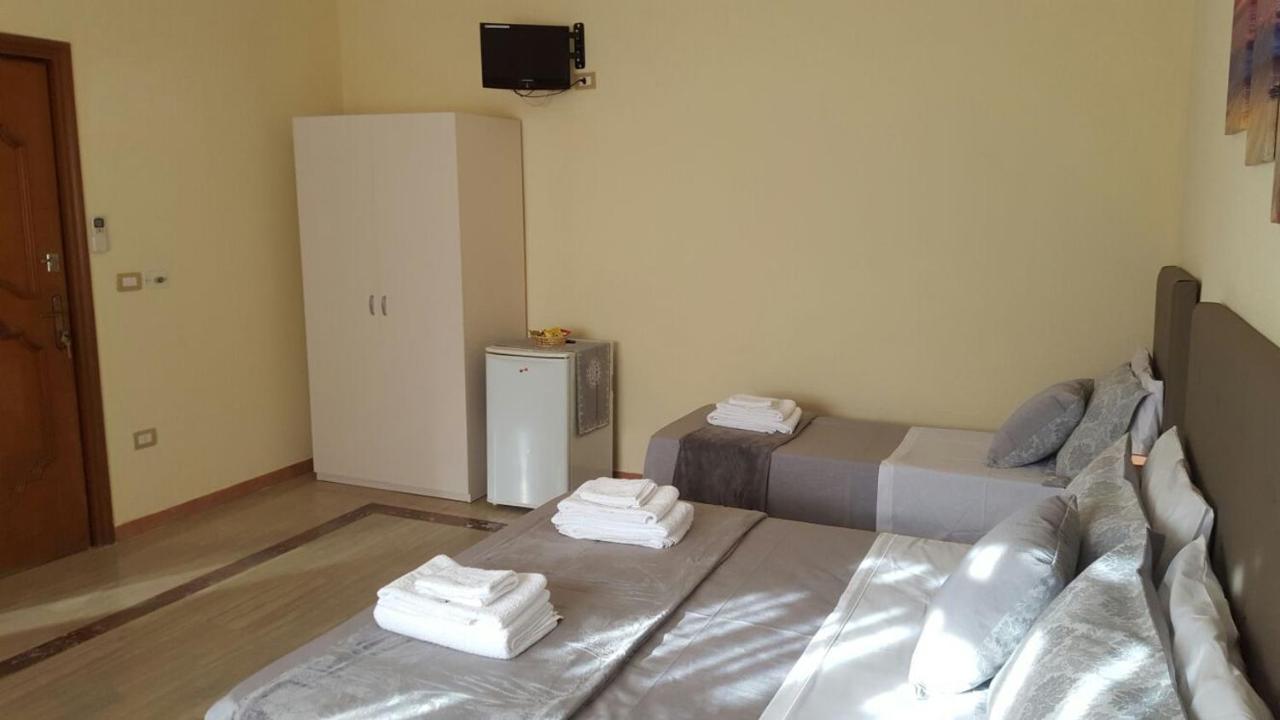 Salento Al Mare Bed & Breakfast Тавиано Екстериор снимка