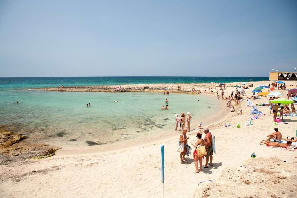 Salento Al Mare Bed & Breakfast Тавиано Екстериор снимка