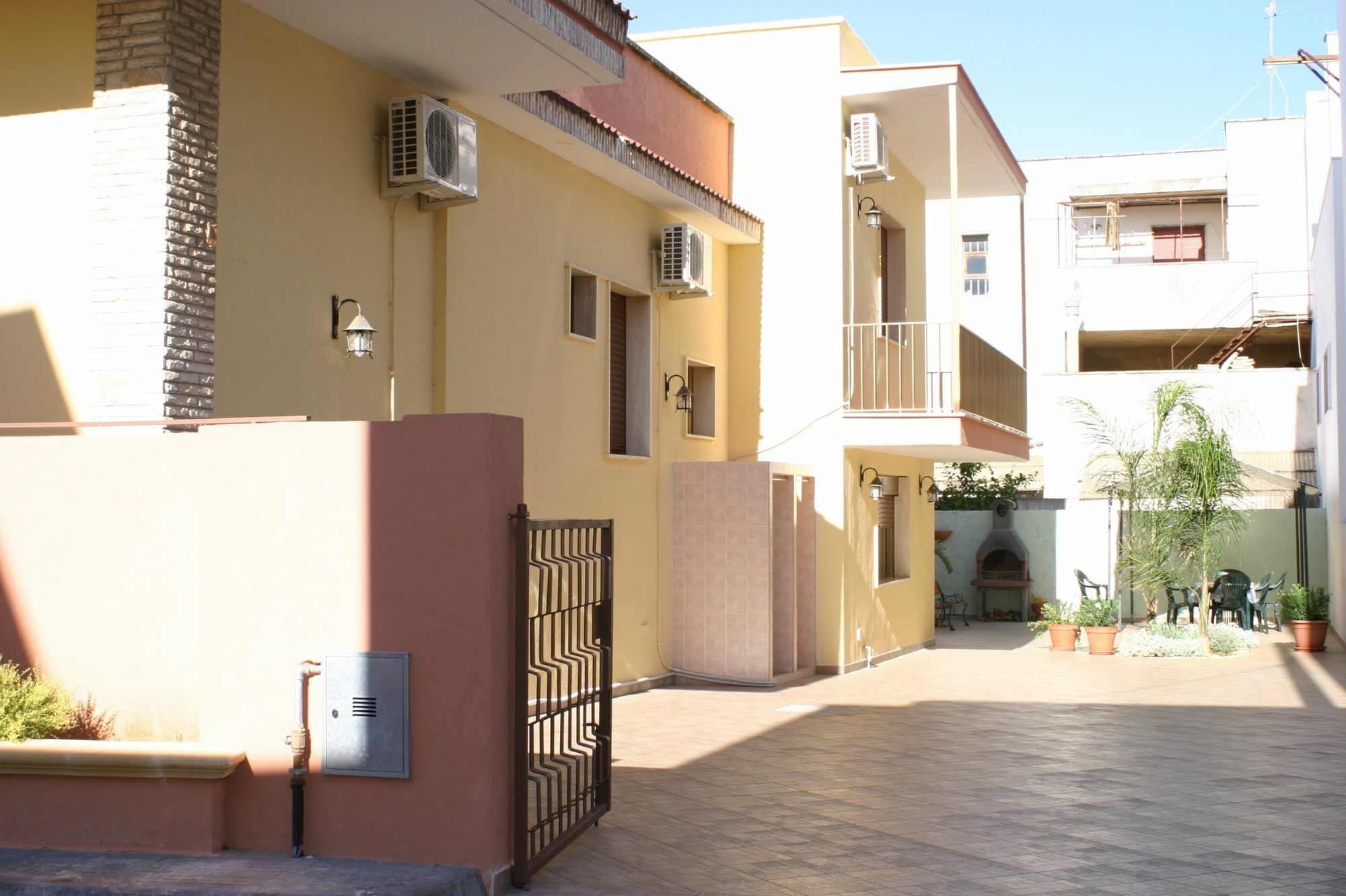 Salento Al Mare Bed & Breakfast Тавиано Екстериор снимка